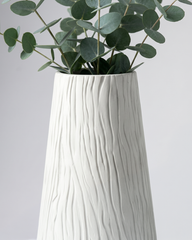 Celeste Flow Fiberglass Planter – Pearl Ivory Textured Finish
