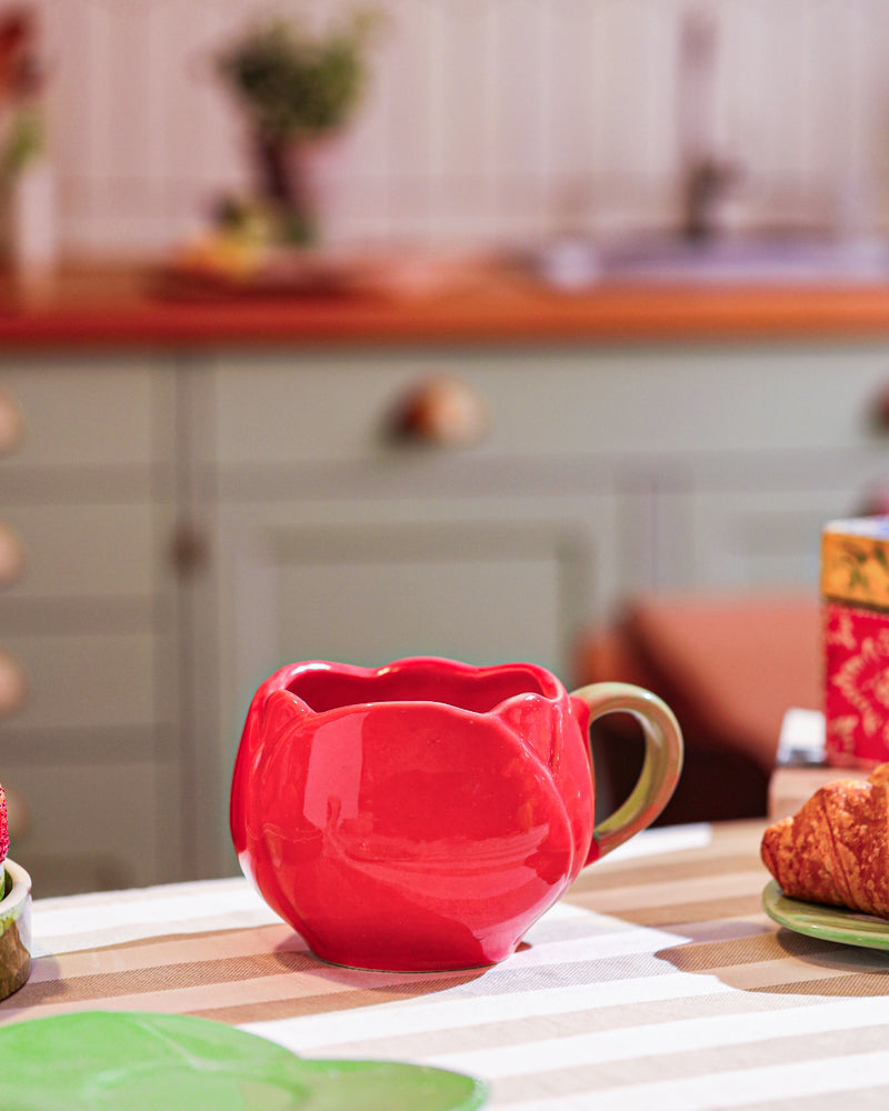 Alamkari India Ceramic Blooming Red Tulip Cup and Saucer Set