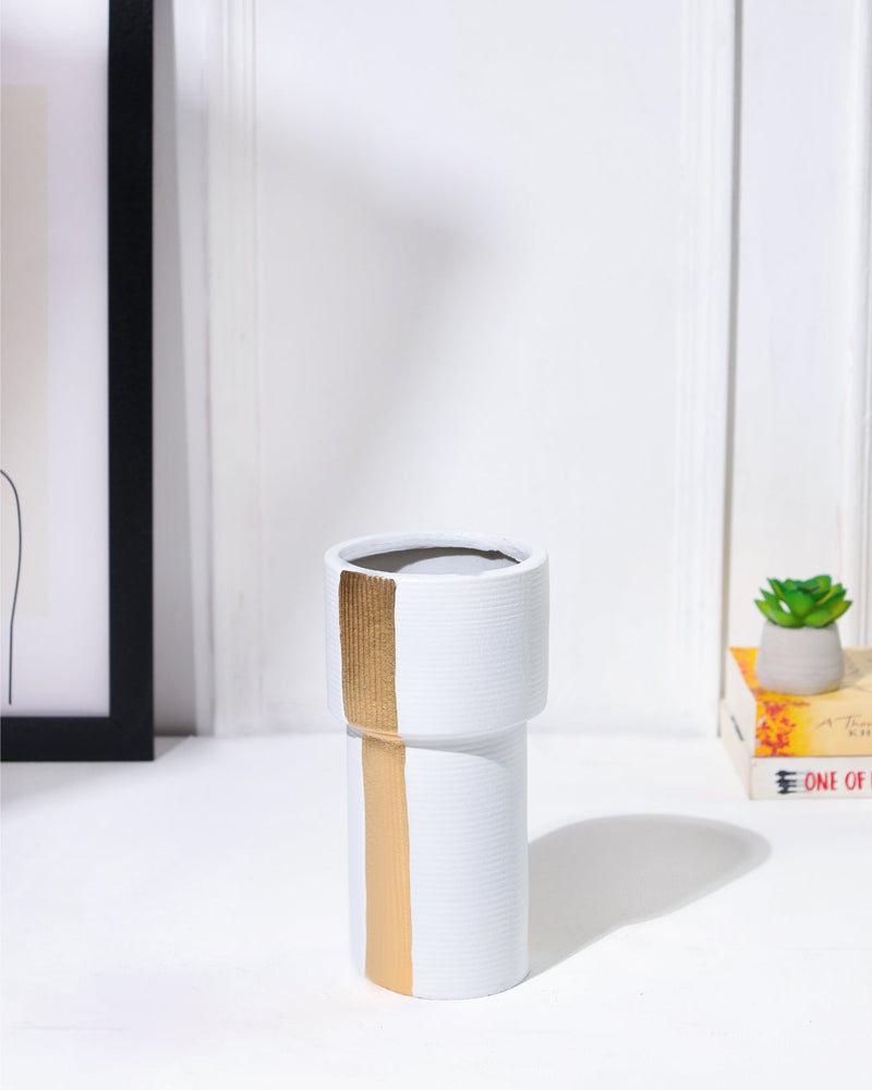 Alamkari India Gold Streak Minimalist Vase