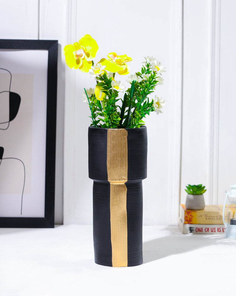 Alamkari India Gold Streak Minimalist Vase