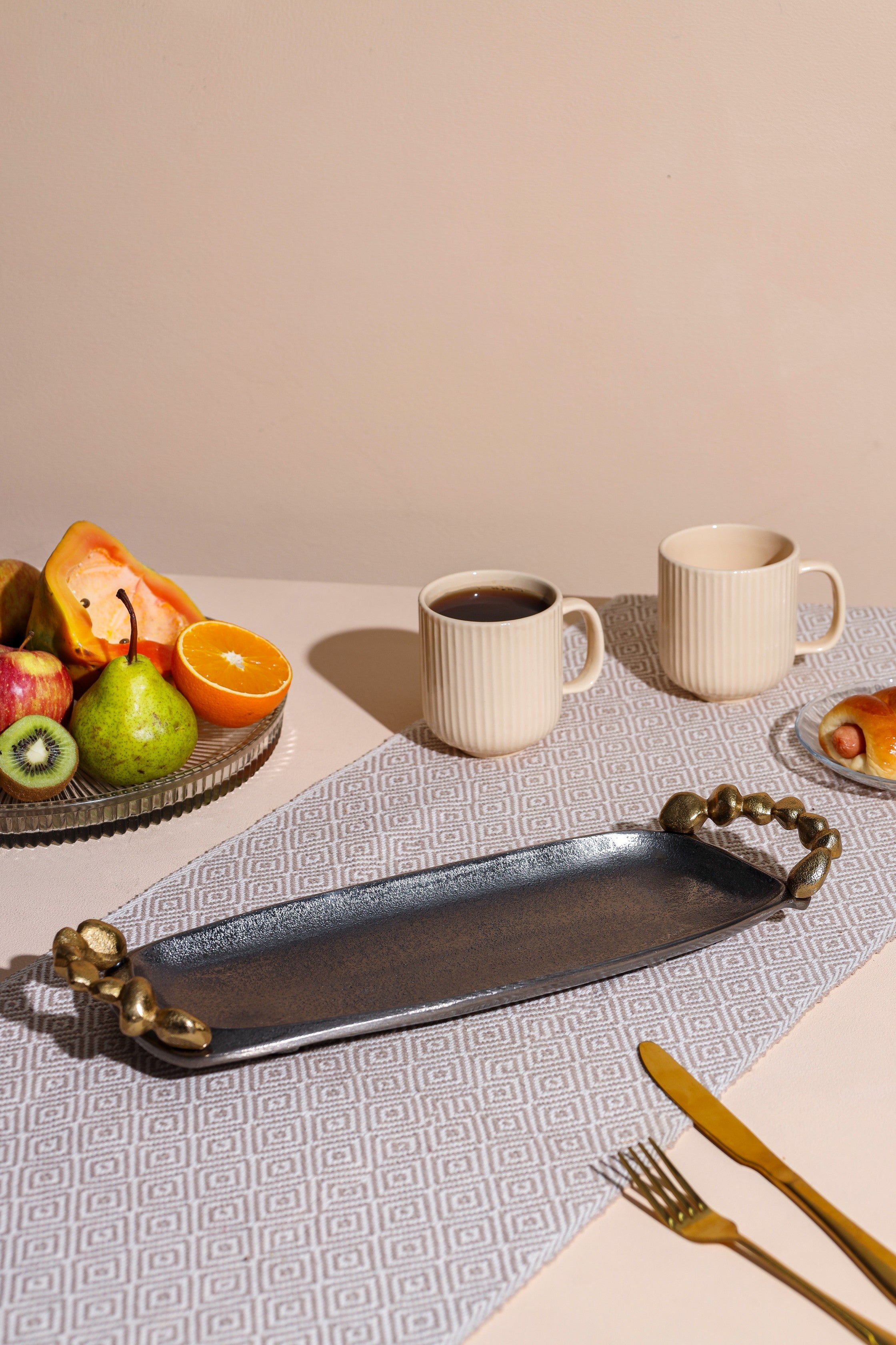 Alamkari India Metal Contemporary Serving Tray