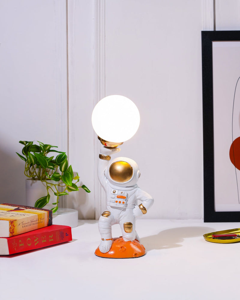 Alamkari India Polyresin Astronaut Resin Table Lamp