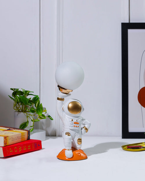 Alamkari India Polyresin Astronaut Resin Table Lamp