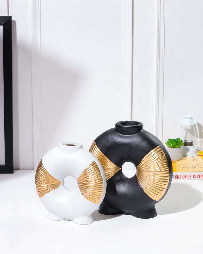 Alamkari India Polyresin Elegant Gold Accent Bow Vase Set