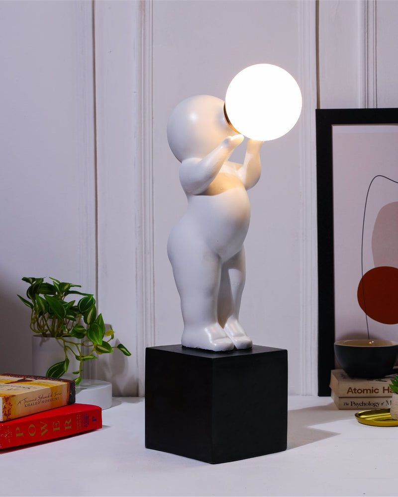 Alamkari India Polyresin White Standing Statue Lamp