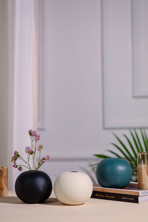 Alamkari India Pottery Flower Vase